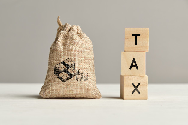 tax-concept-bag-money-close-up_102583-3392-1.jpg